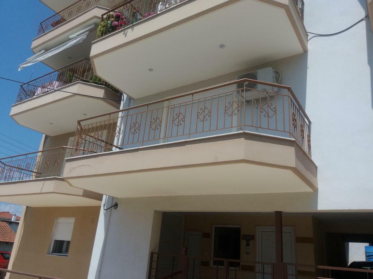 Jordan'S 4Th Appartment At เนอา มิคานิโอนา ภายนอก รูปภาพ