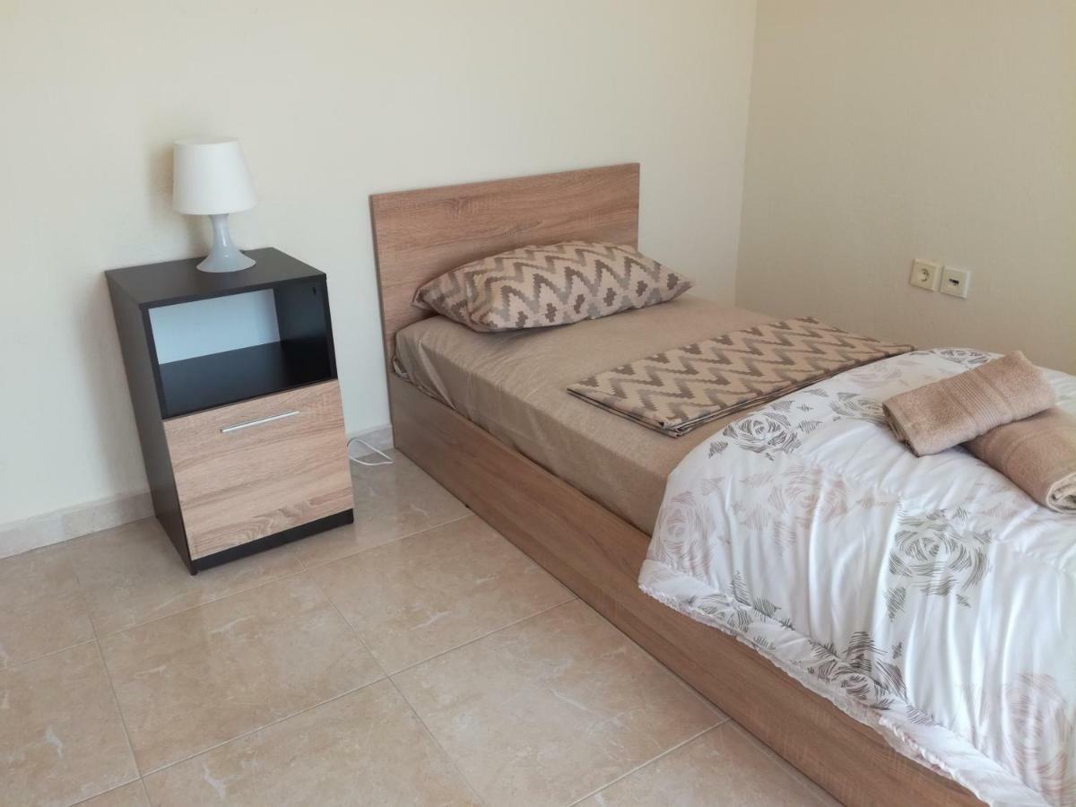 Jordan'S 4Th Appartment At เนอา มิคานิโอนา ภายนอก รูปภาพ