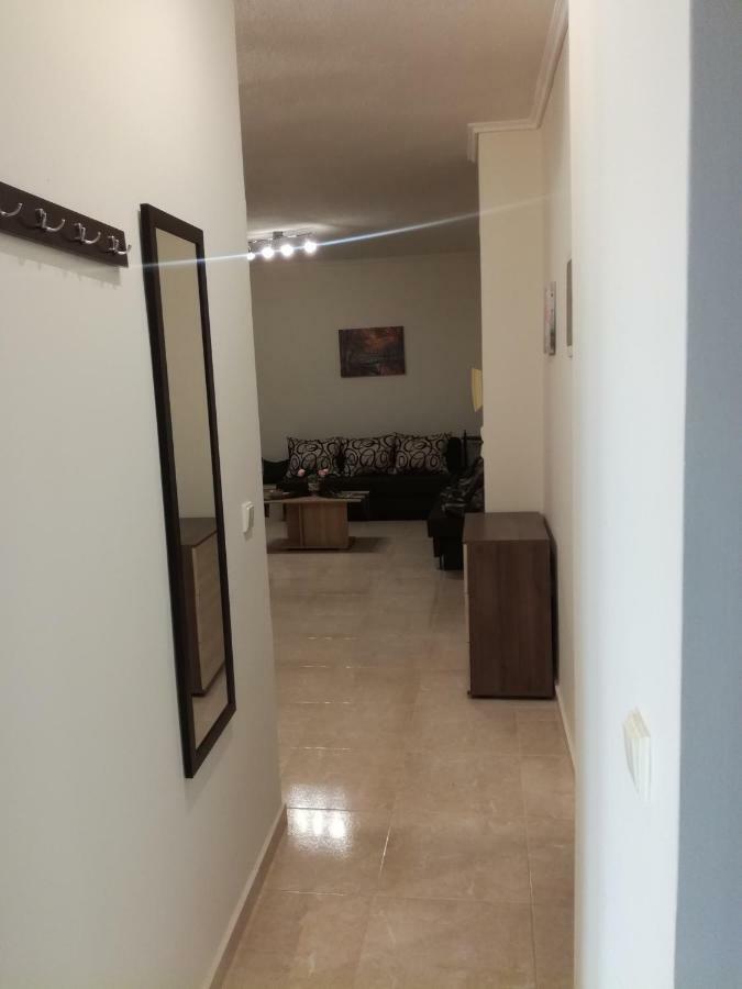 Jordan'S 4Th Appartment At เนอา มิคานิโอนา ภายนอก รูปภาพ